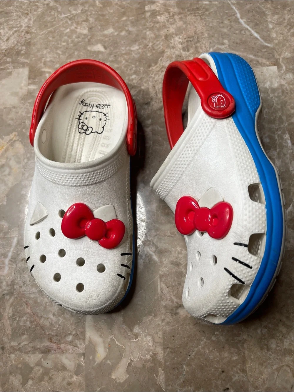 CROCS Kids White Clogs with Red Accents and Blue Midsoles